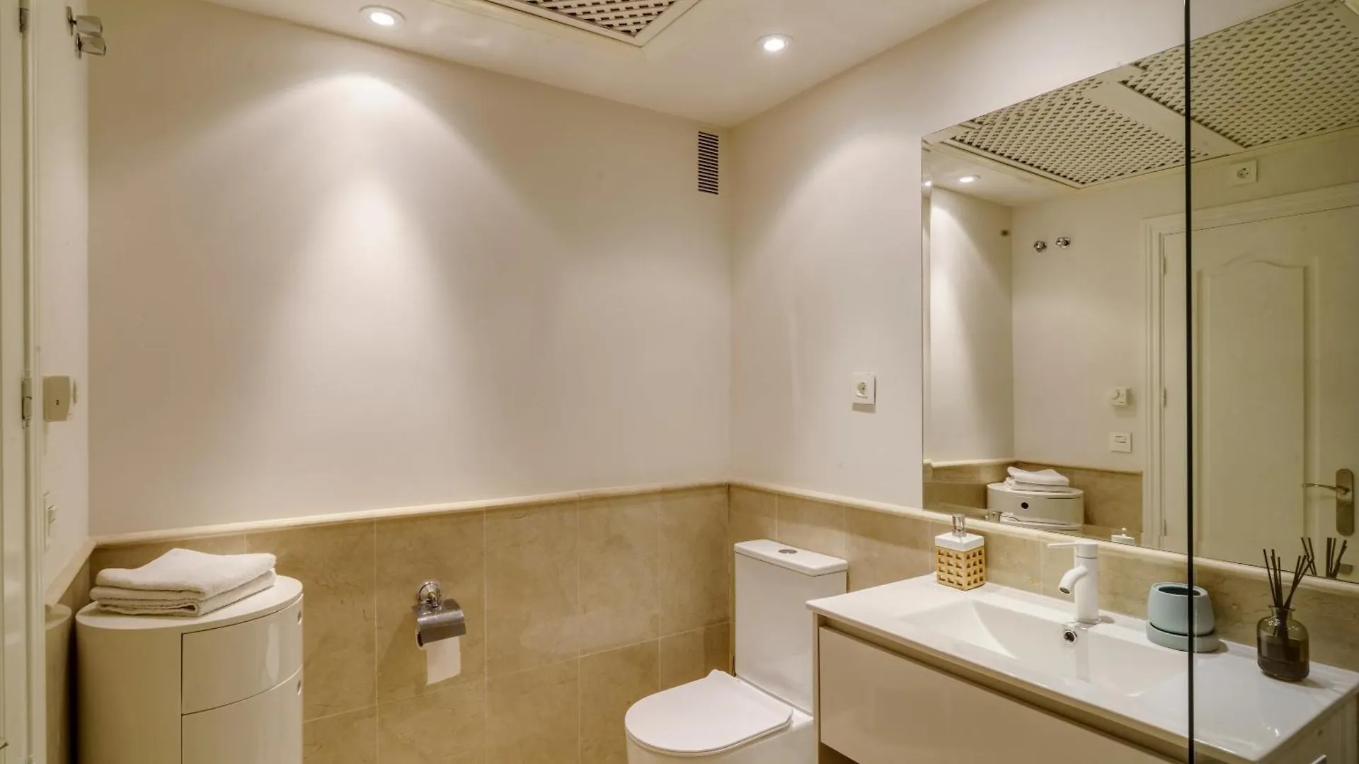 Apartment Heavean Garden Flat Estepona