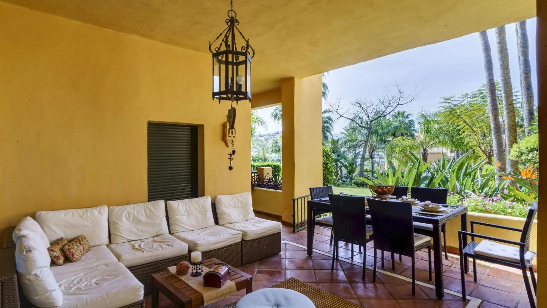 Heavean Garden Flat Estepona 0*,