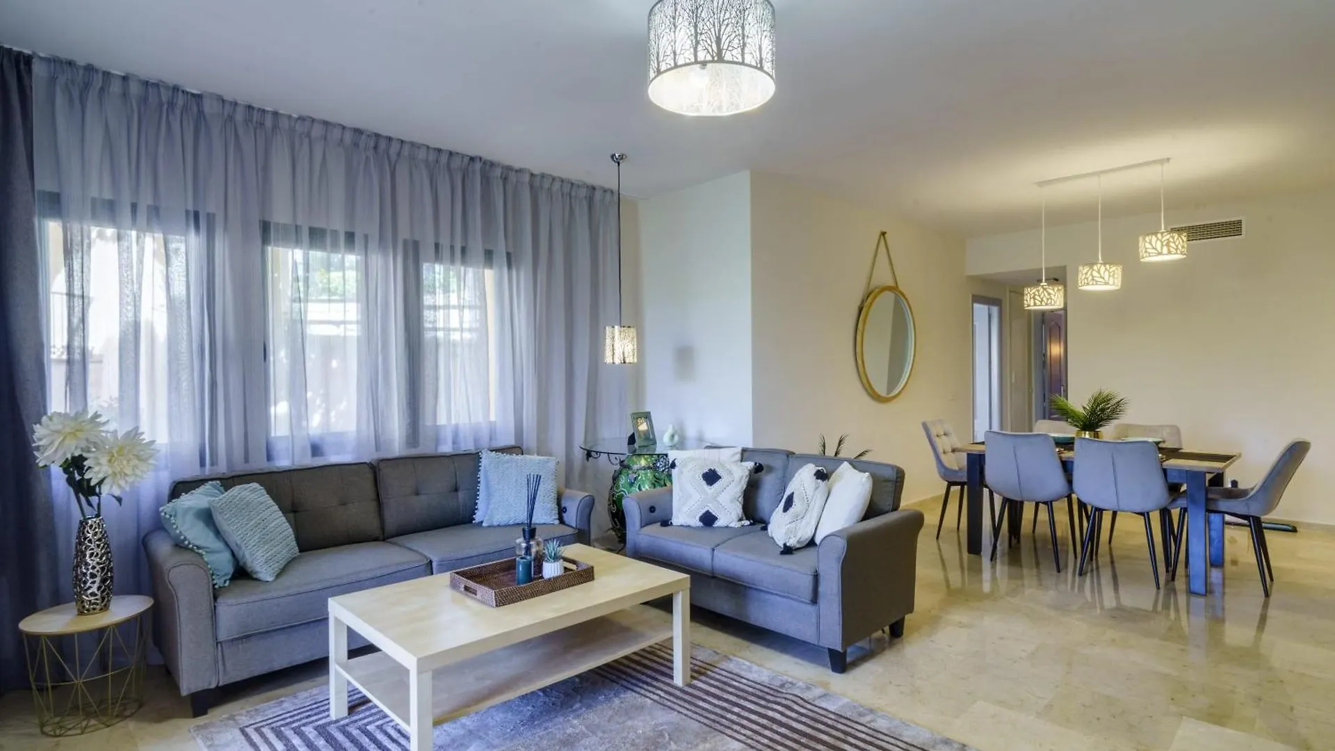 Heavean Garden Flat Estepona Apartment