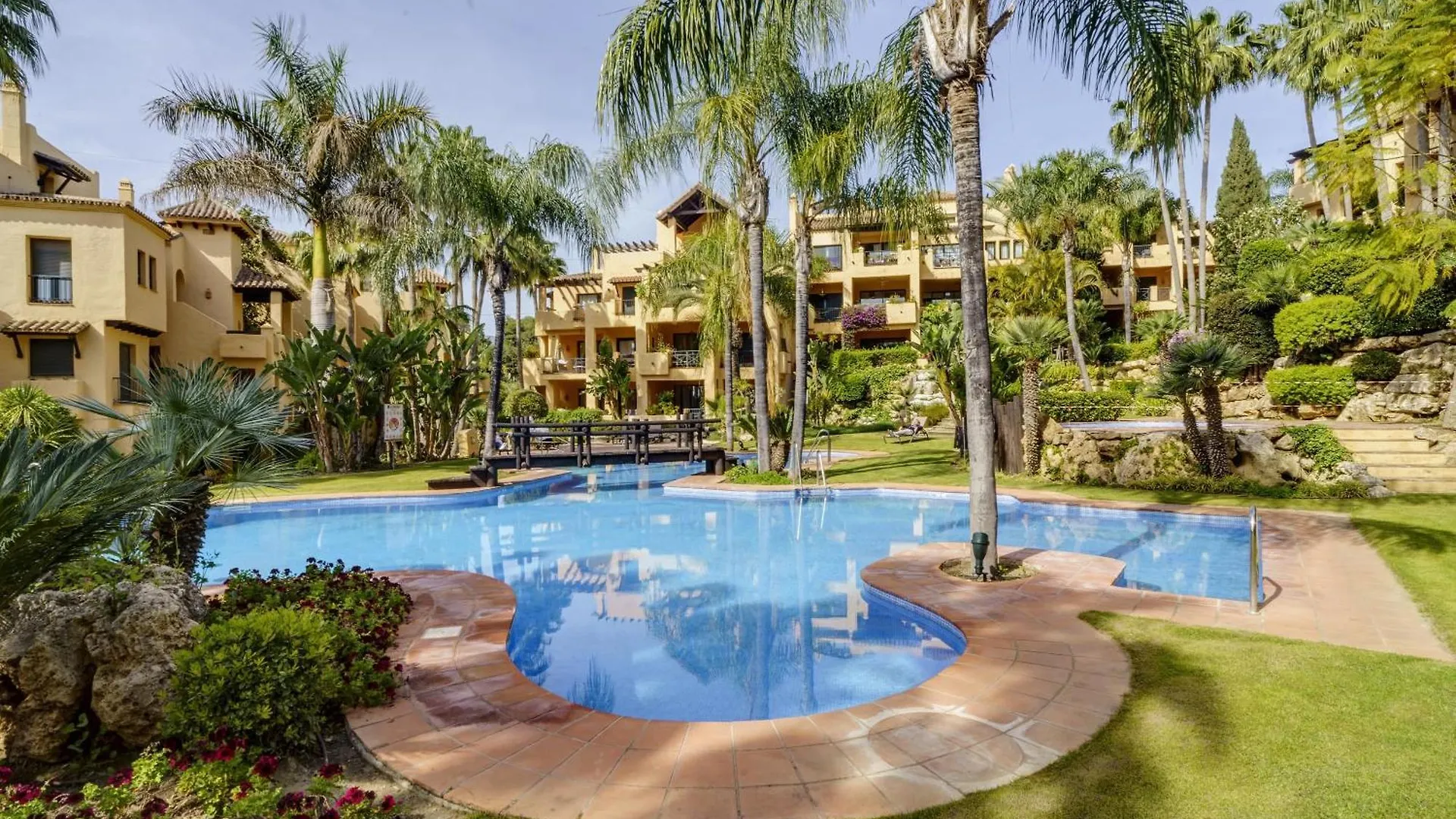 Heavean Garden Flat Estepona